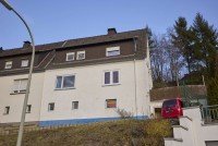 Bild (05d4f4315560349f39cca37d1f5a4151): Modernisieren & profitieren: Zweifamilienhaus mit Entwicklungspotenzial