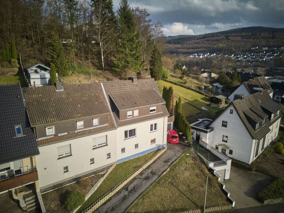 Au�enansicht Zweifamilienhaus Meschede