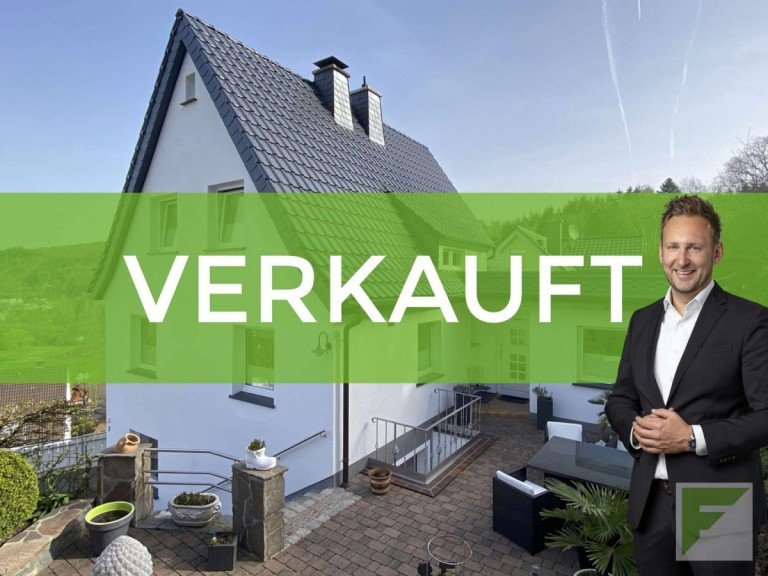 Au�en Meschede Mehrfamilienhaus Renoviertes Einfamilienhaus mit Einliegerwohnung in Meschede (Freienohl)
