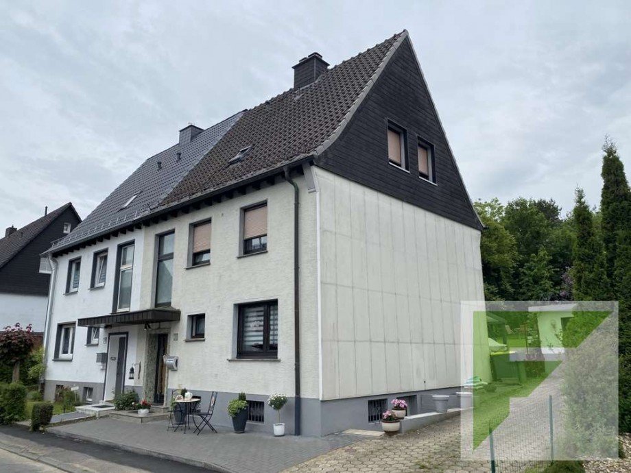 Au�enaufnahme Doppelhaush�lfte Meinerzhagen