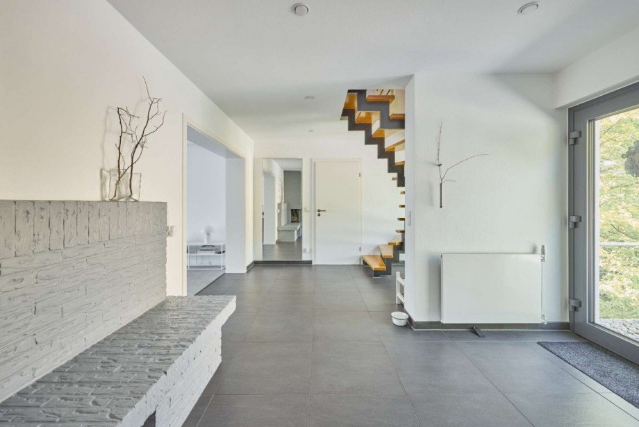 Flur Zweifamilienhaus Meschede