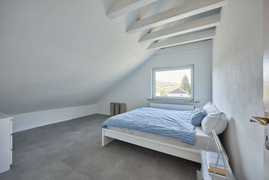 Schlafzimmer Zweifamilienhaus Meschede