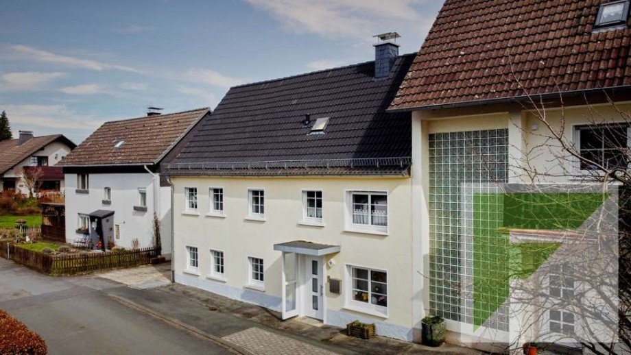 Au�enaufnahme Doppelhaush�lfte Sundern