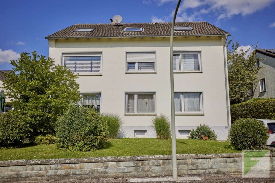 Au�enaufnahme Mehrfamilienhaus M�hnesee