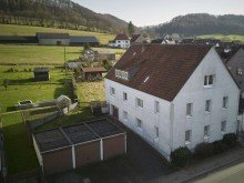 Au�enansicht Voll vermietetes MFH in Brilon-Alme - 5 Wohnungen, 4 Garagen, entwicklungsf�hig