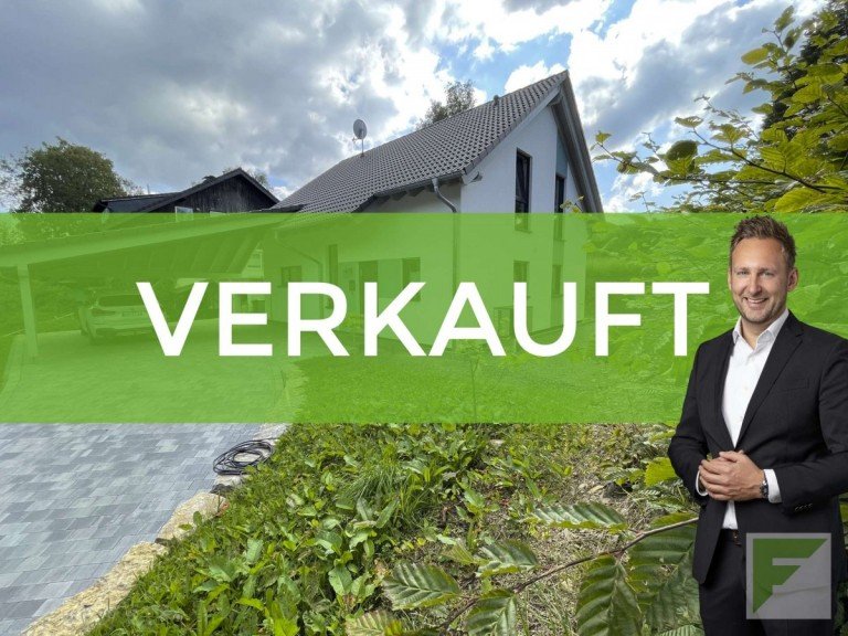 9 Erndtebr�ck / Zinse Einfamilienhaus Modernes Einfamilienhaus in der Natur