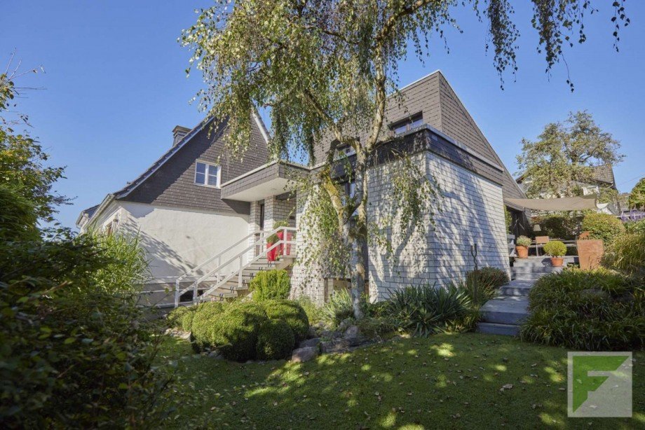 Au�enaufnahme Mehrfamilienhaus Meschede